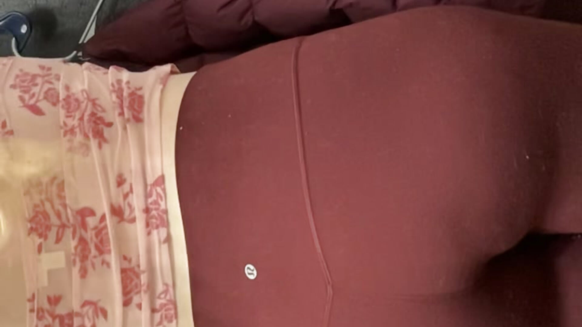 Pretty in red – видео вебкам-модели sugasunny04