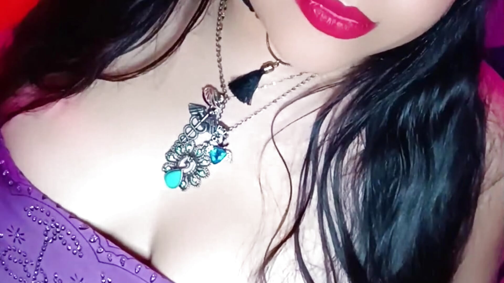 Algo sexy 🥴 - video by Helena_Astro cam model