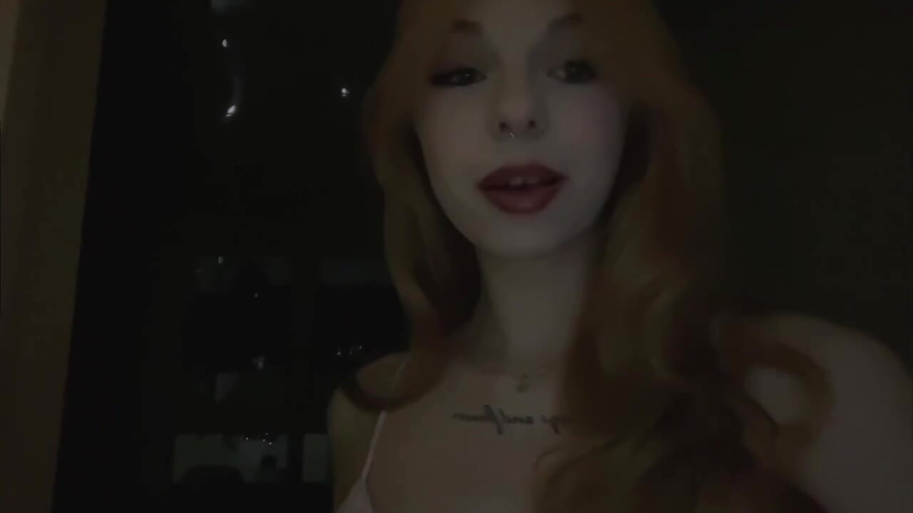 Hello im Alice - video by WeiFinken cam model