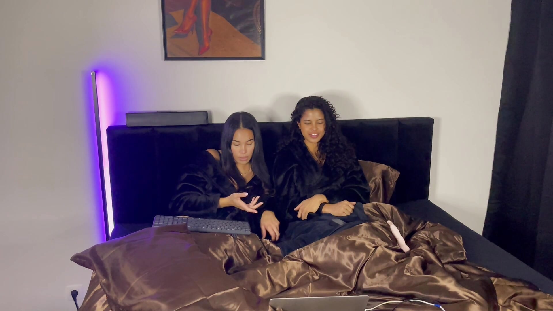 IMG_5846 - video by Divinetoucheroticmassage cam model