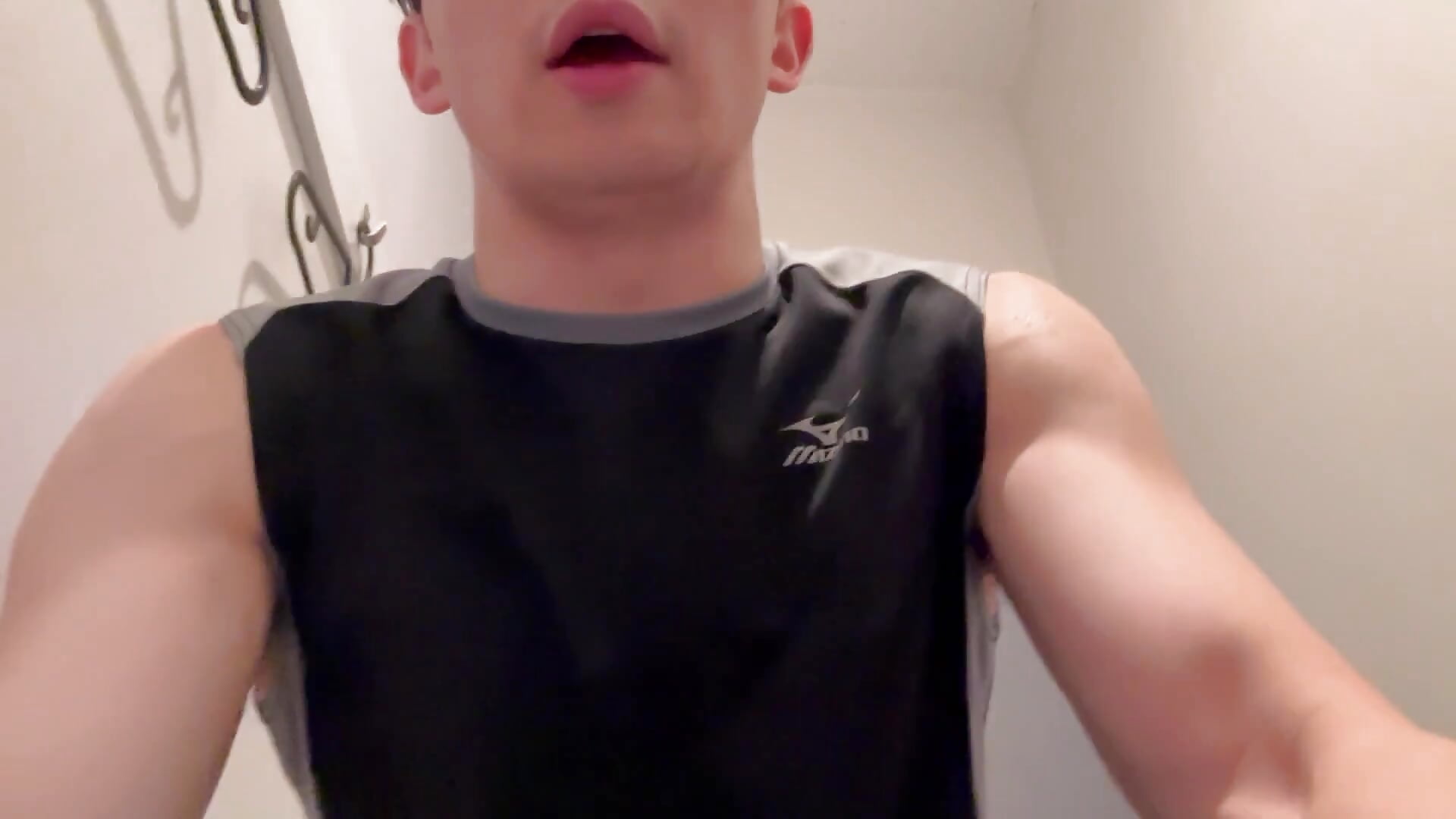 トレーニング後はいつもこんな感じですw🤣 - video by miyabi_yabi cam model