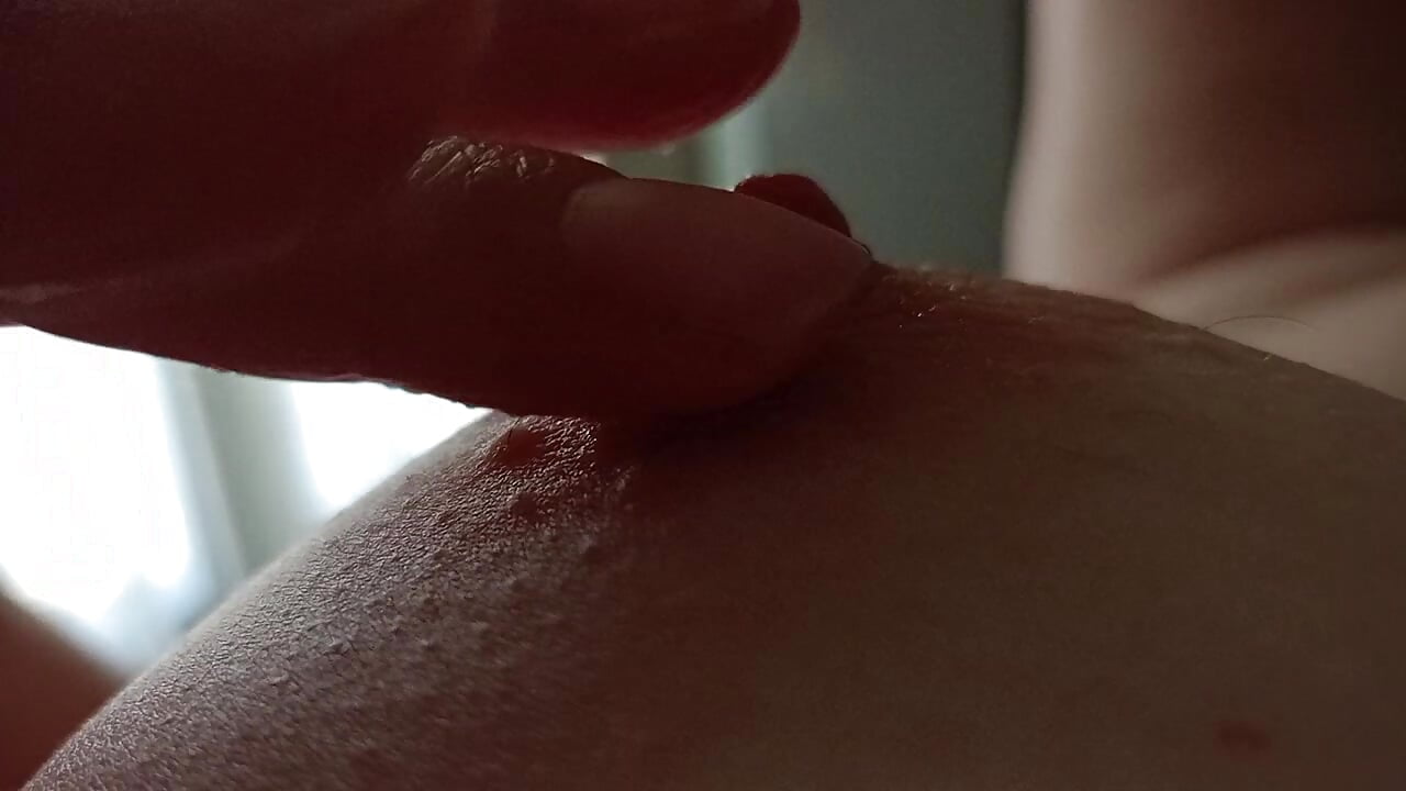 Nipple play ⛰️