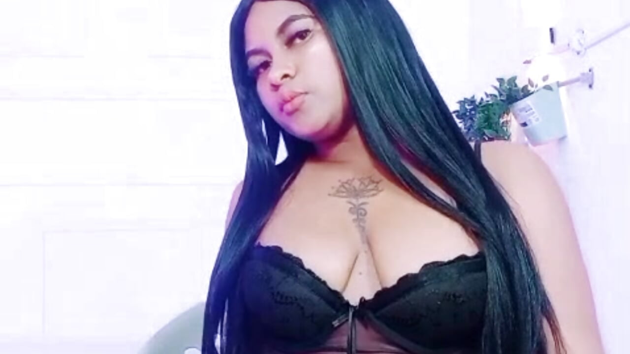 WhatsApp Video 2025-11-06 at 11,20,18 PM - video by Anyelikluz91 cam model