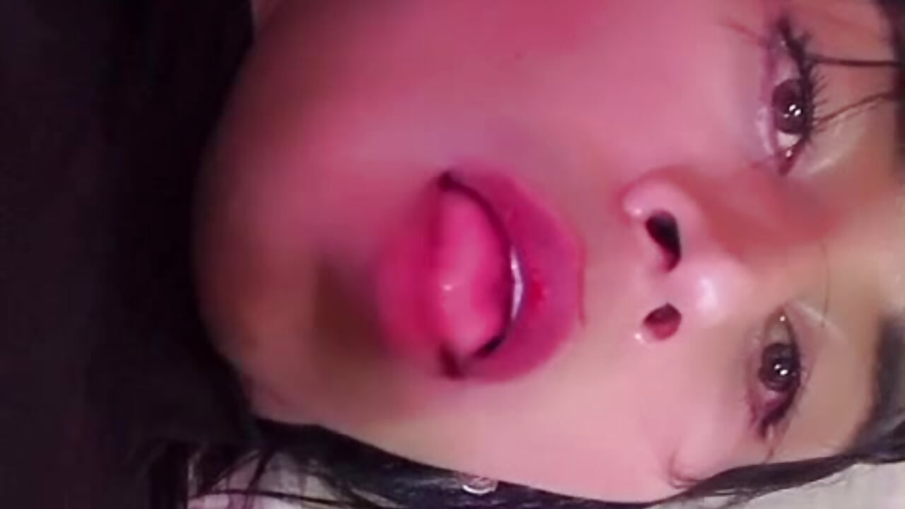 WhatsApp Video 2025-11-17 at 2,07,15 PM - video by nahomi28_ cam model