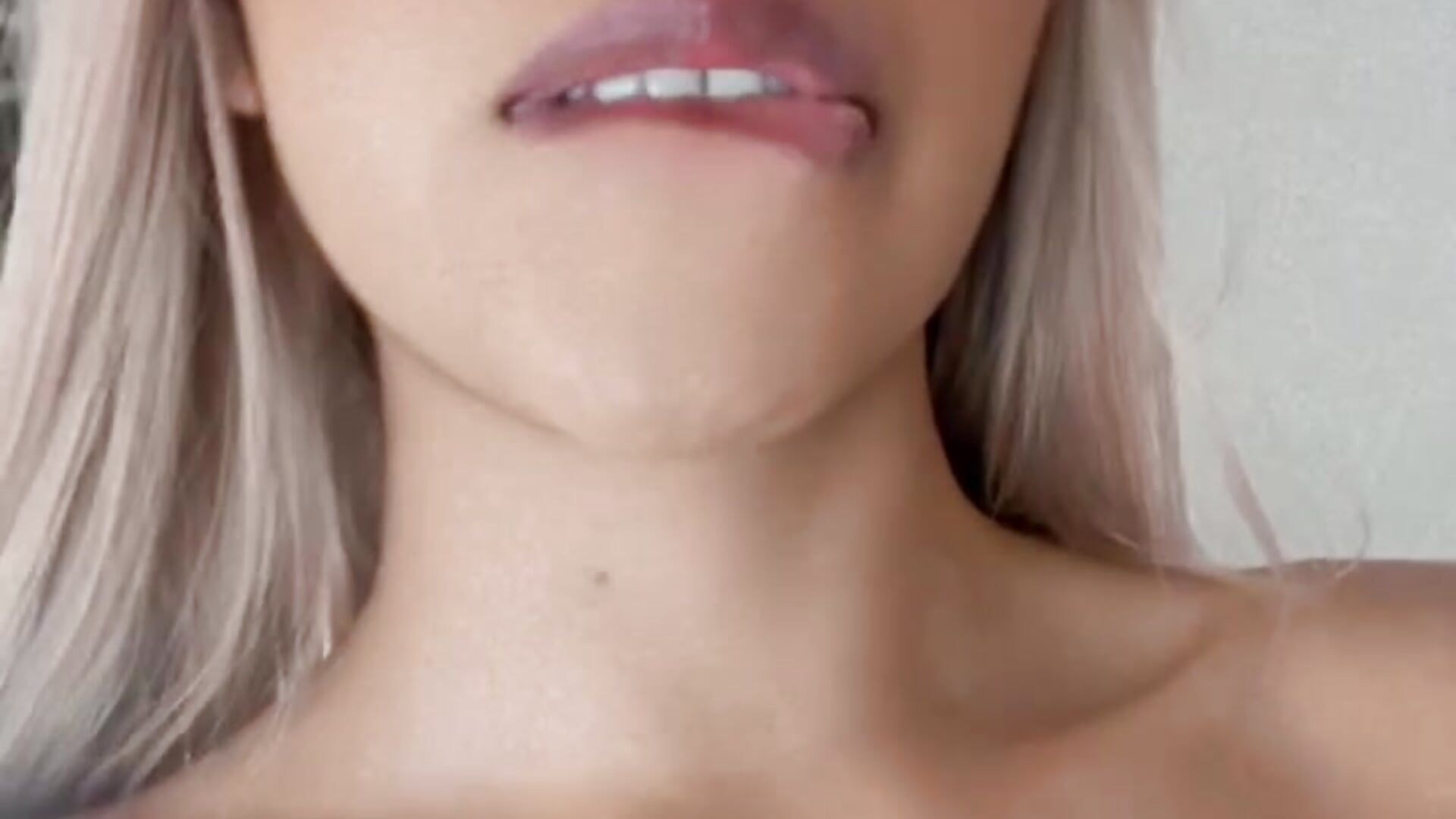 Surreal Beauty 🌌 - SoriEaston 캠 모델의 동영상