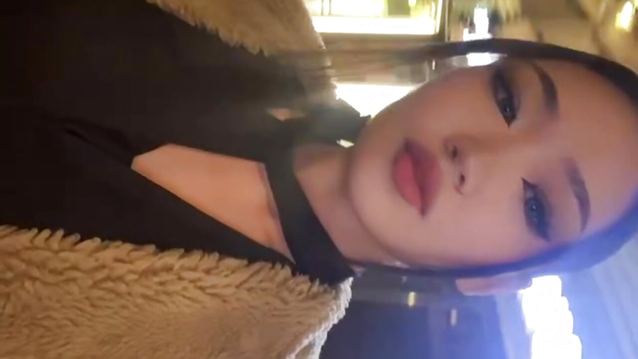 Come to me - video by OnieClose cam model