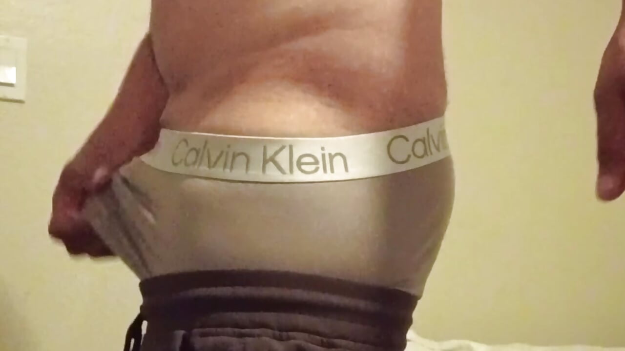 Vídeo  8655 de modelo de vídeos CalientE2479 – em alta