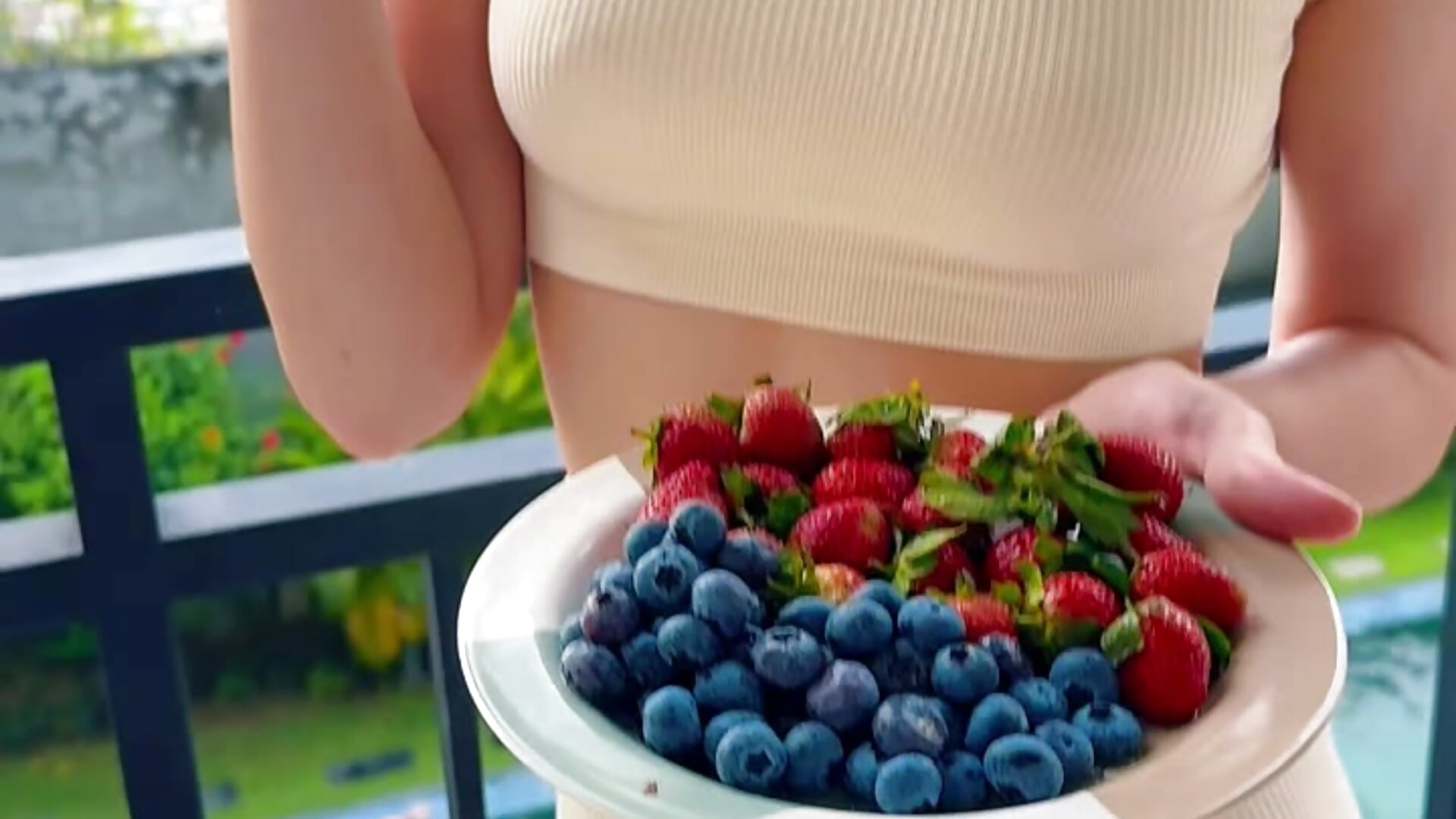 sweerberry - Rita_Moonlight adlı kamera modelinin videosu