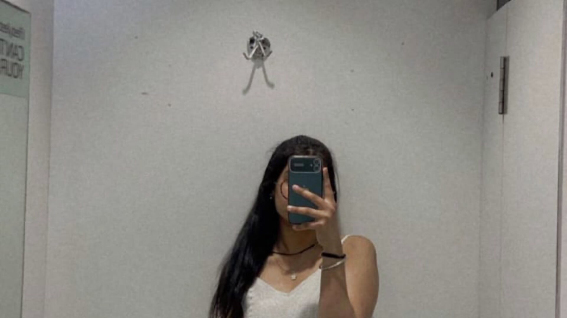 Rosee – video od webkamerové modelky Shygirl_Eliza