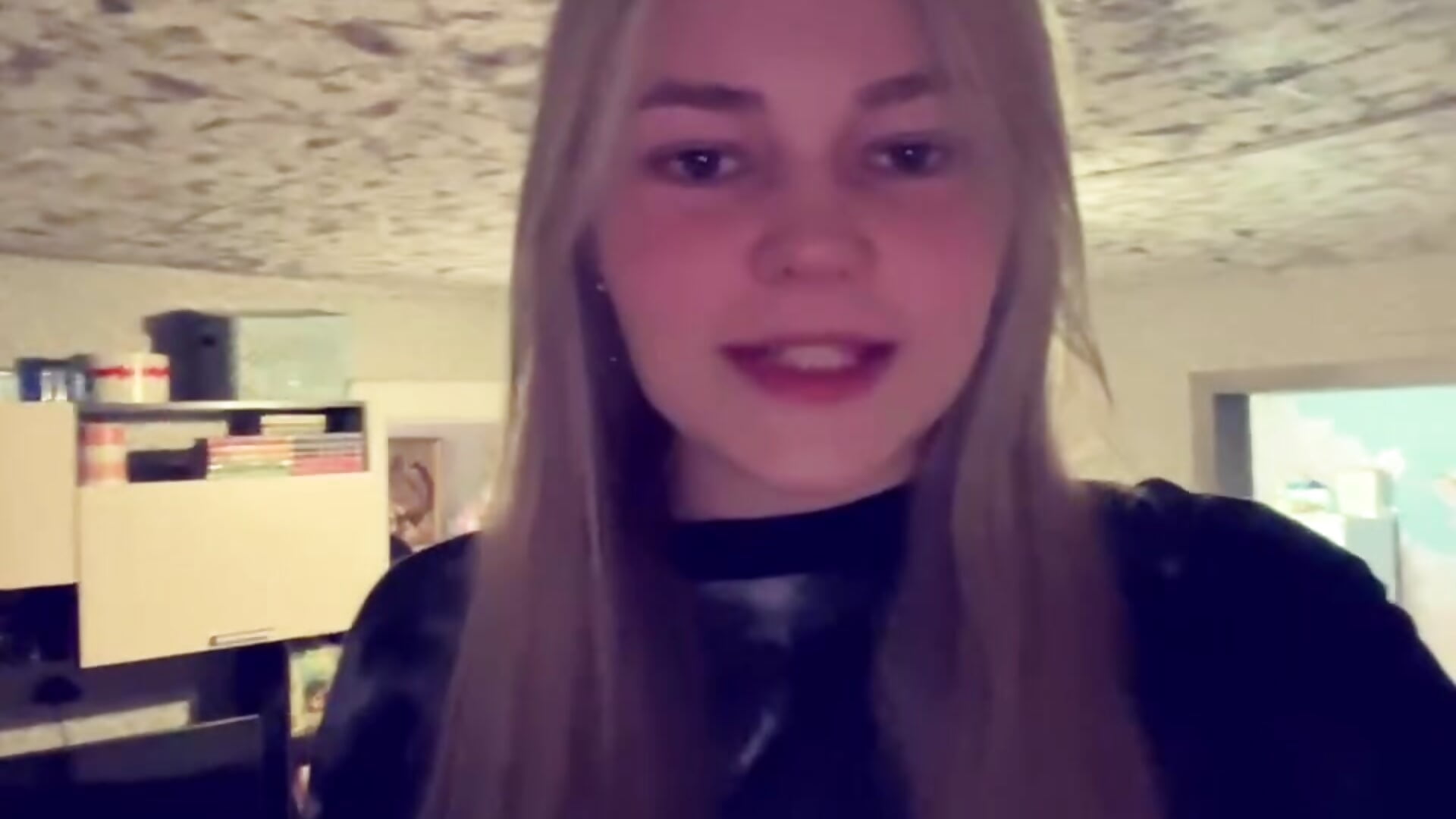 1012 - video by ChristineWest cam model