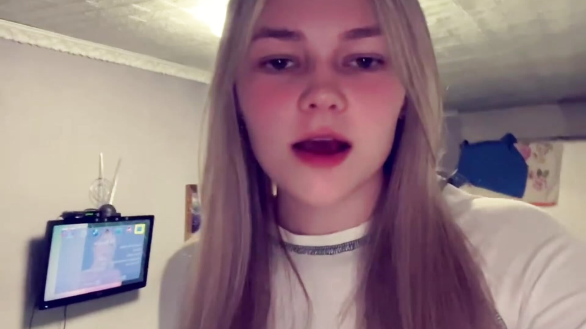 1011 - video by ChristineWest cam model