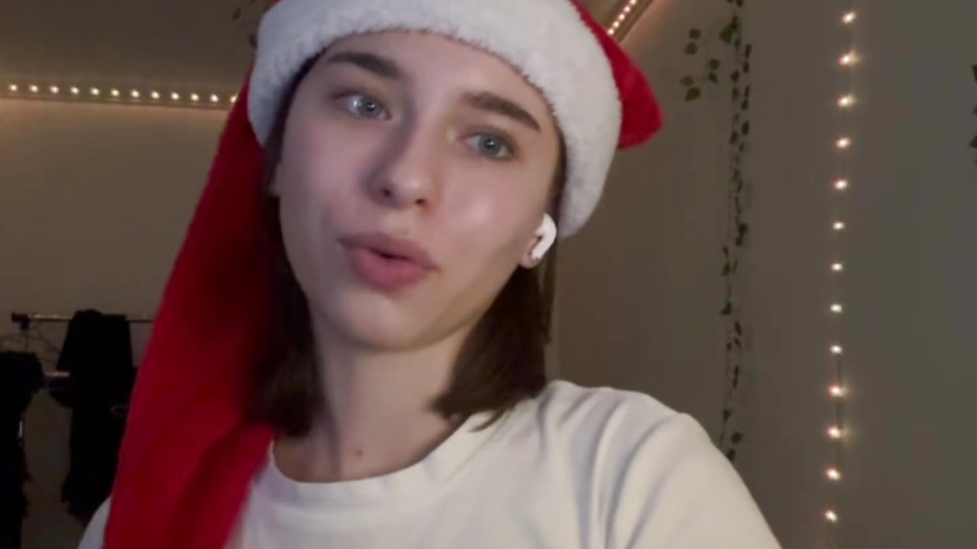 Happy New Year - video by LilithFlamey cam model