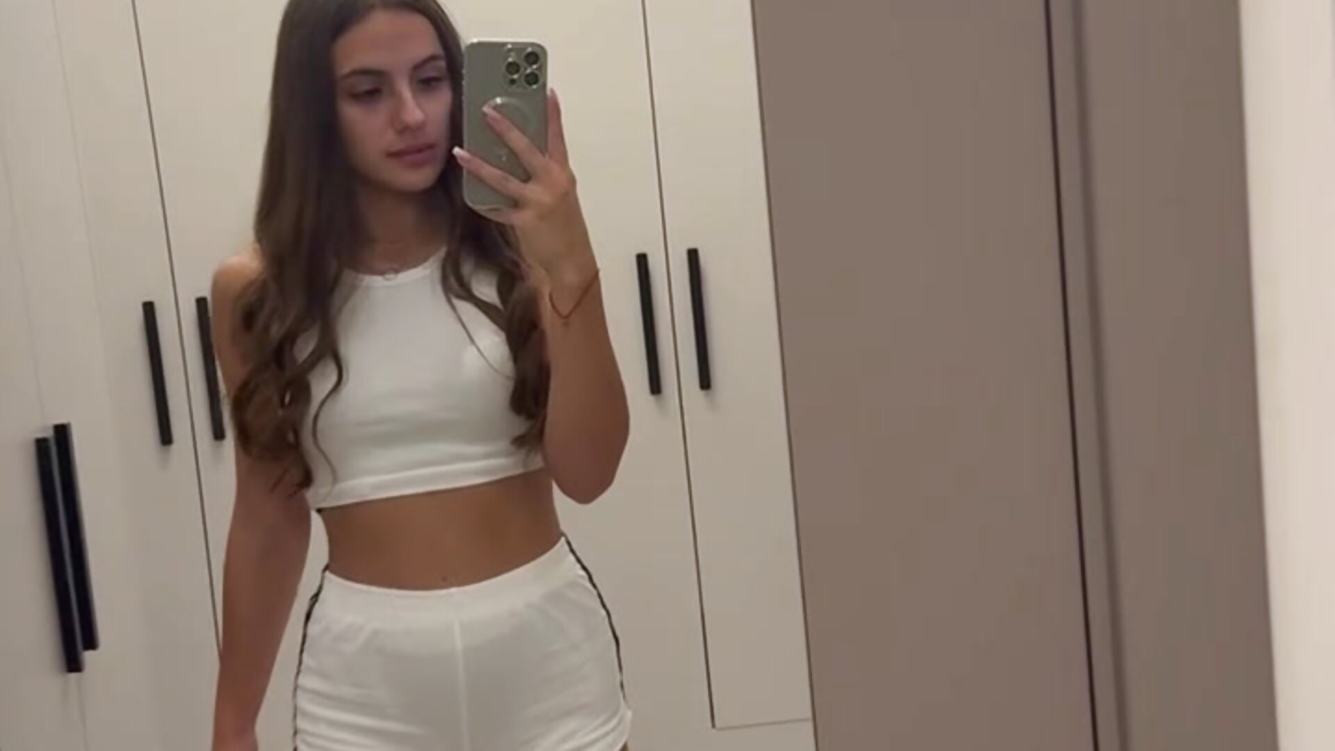 Enjoy me - video by maddymidnight cam model