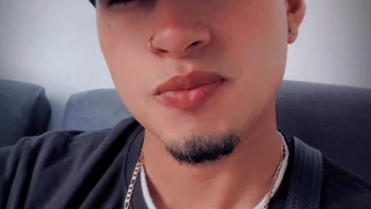 🤭 - video oleh model kamera Dominic_King