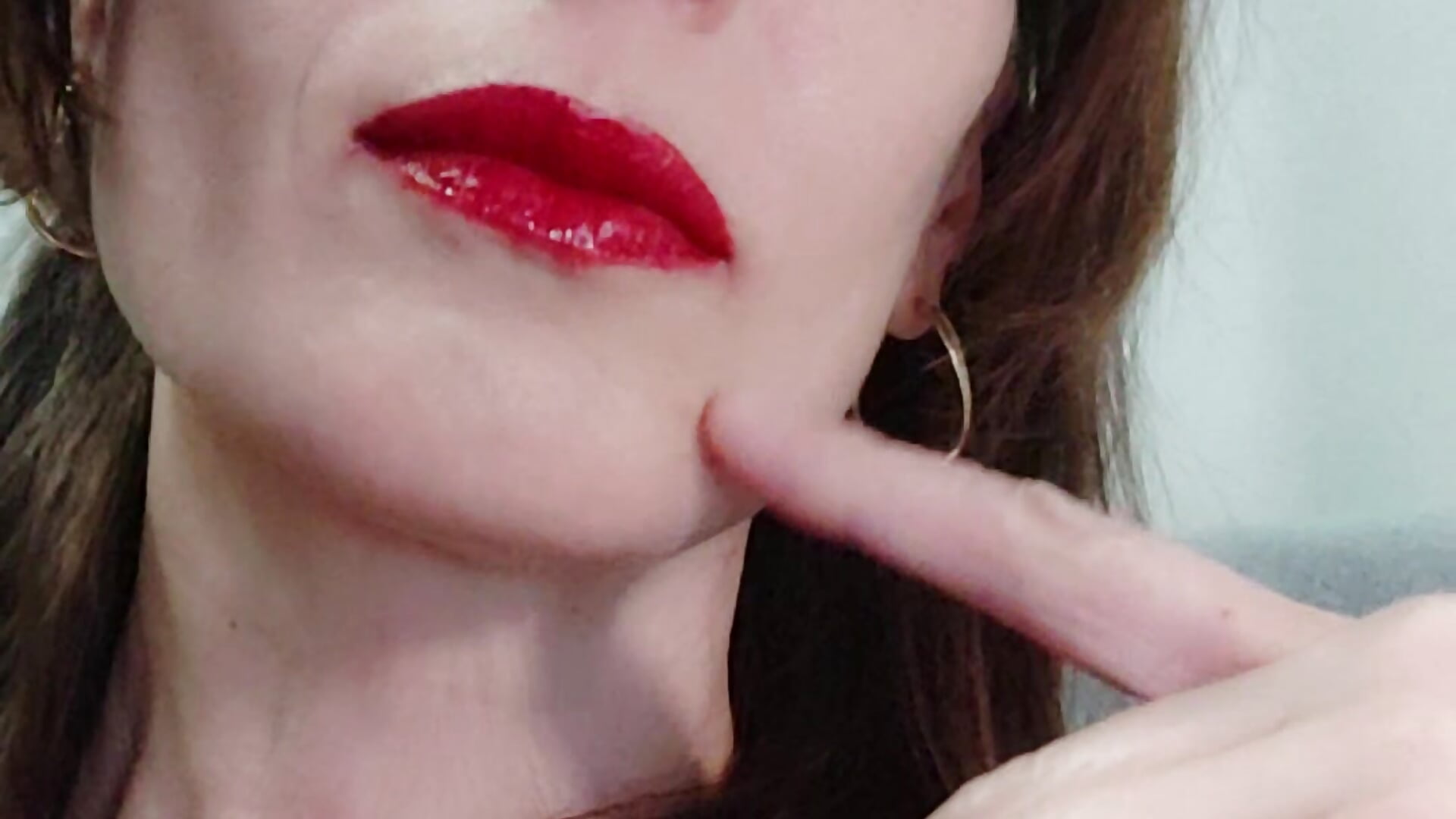 20250410_234013.mp4 - video by MissDyannis cam model