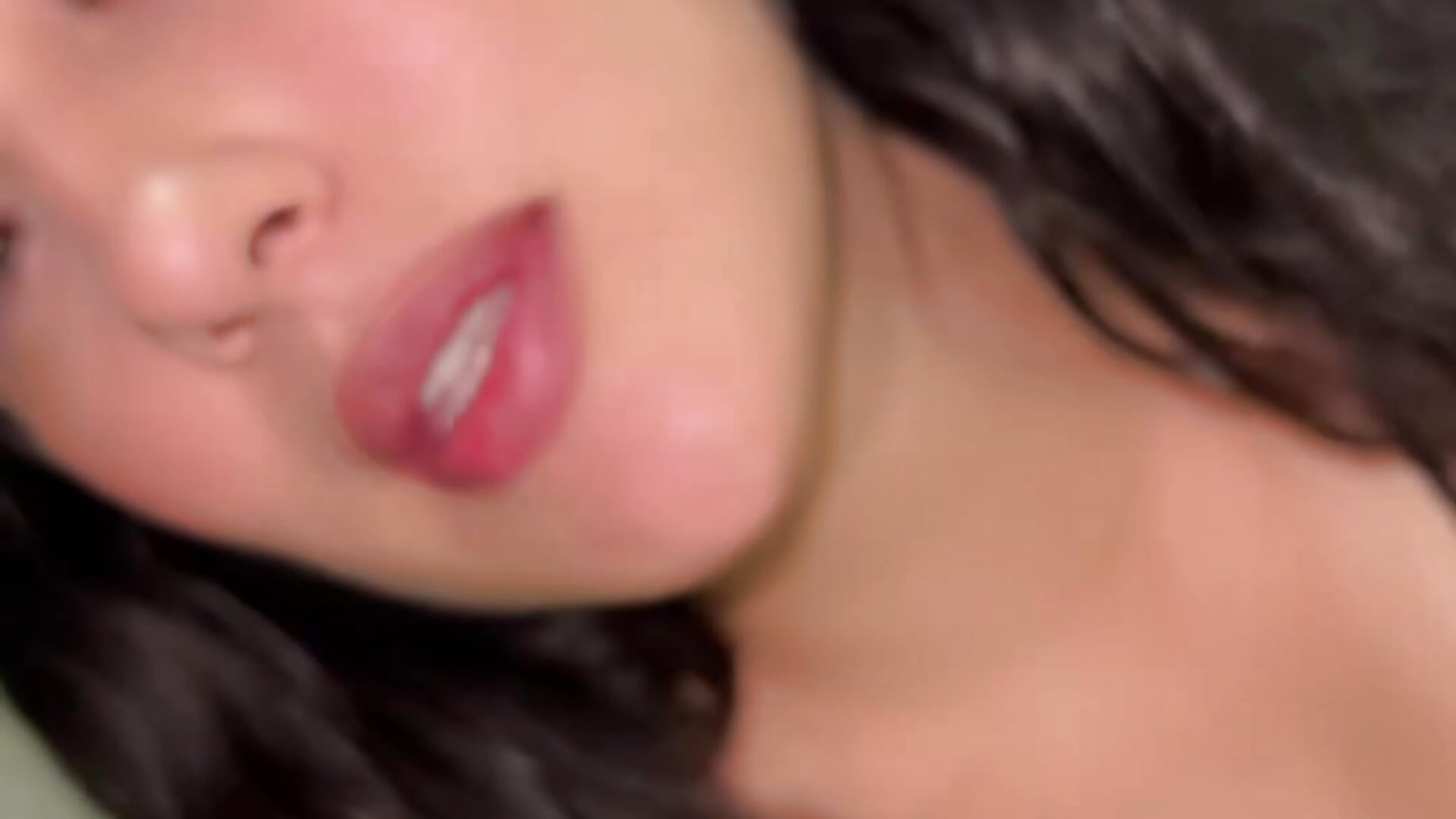 Pretty face－カメラ  キャストのMonserrat_Cute_の動画