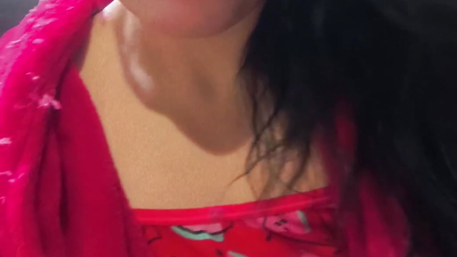 1001019984 - video by paularois cam model