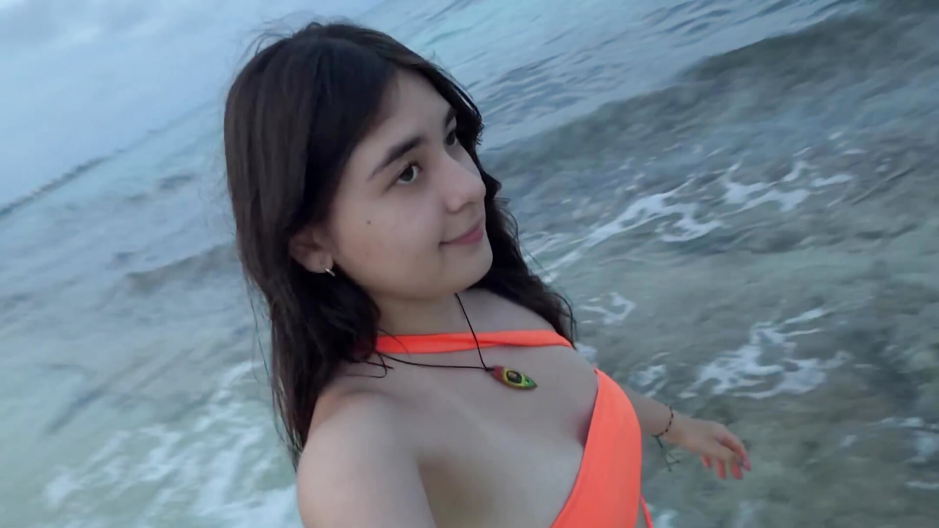 SAI 🐠 - video oleh model kamera Valentina_ro