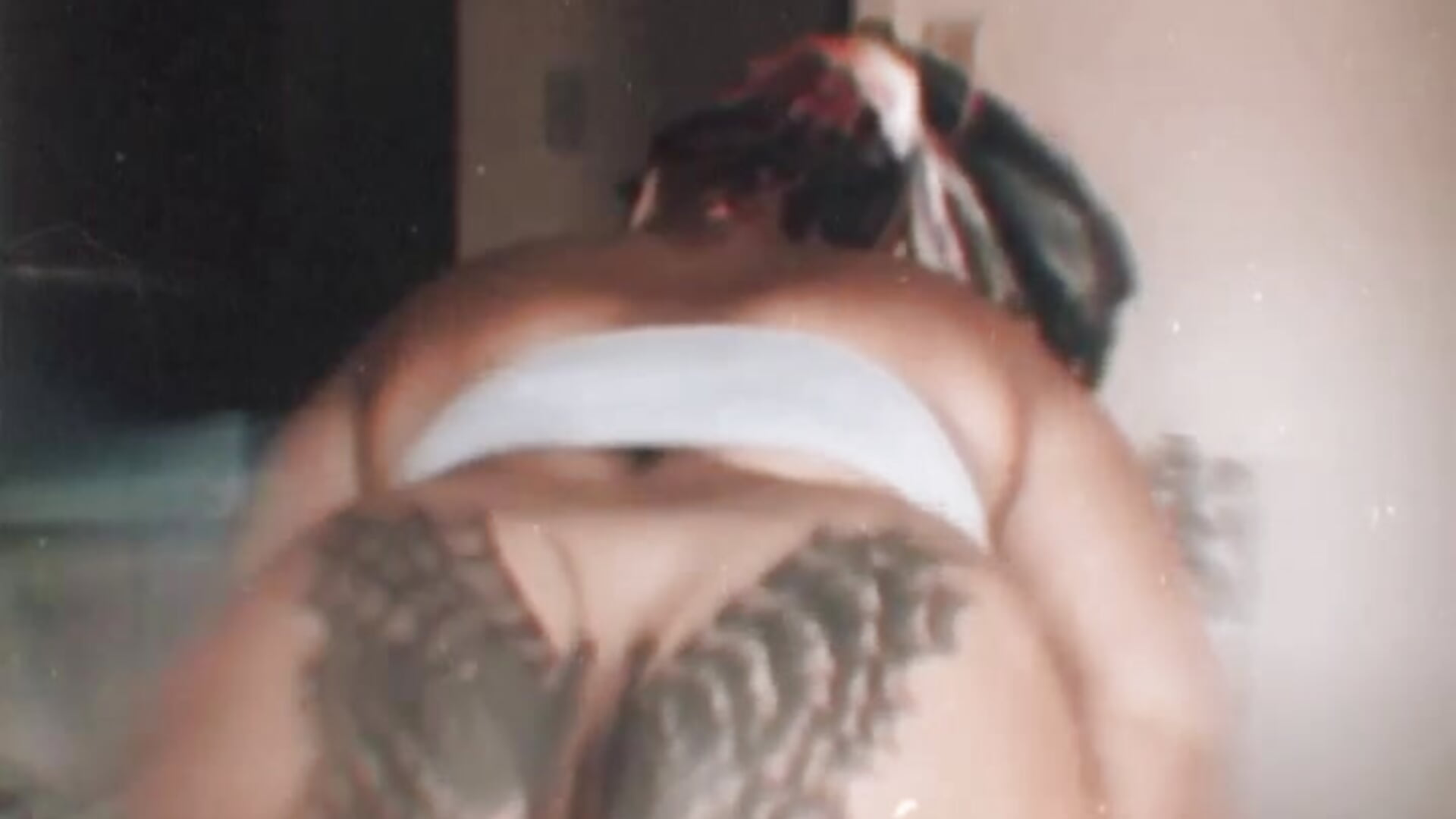 Fluttering - video by diimplezduhh cam model