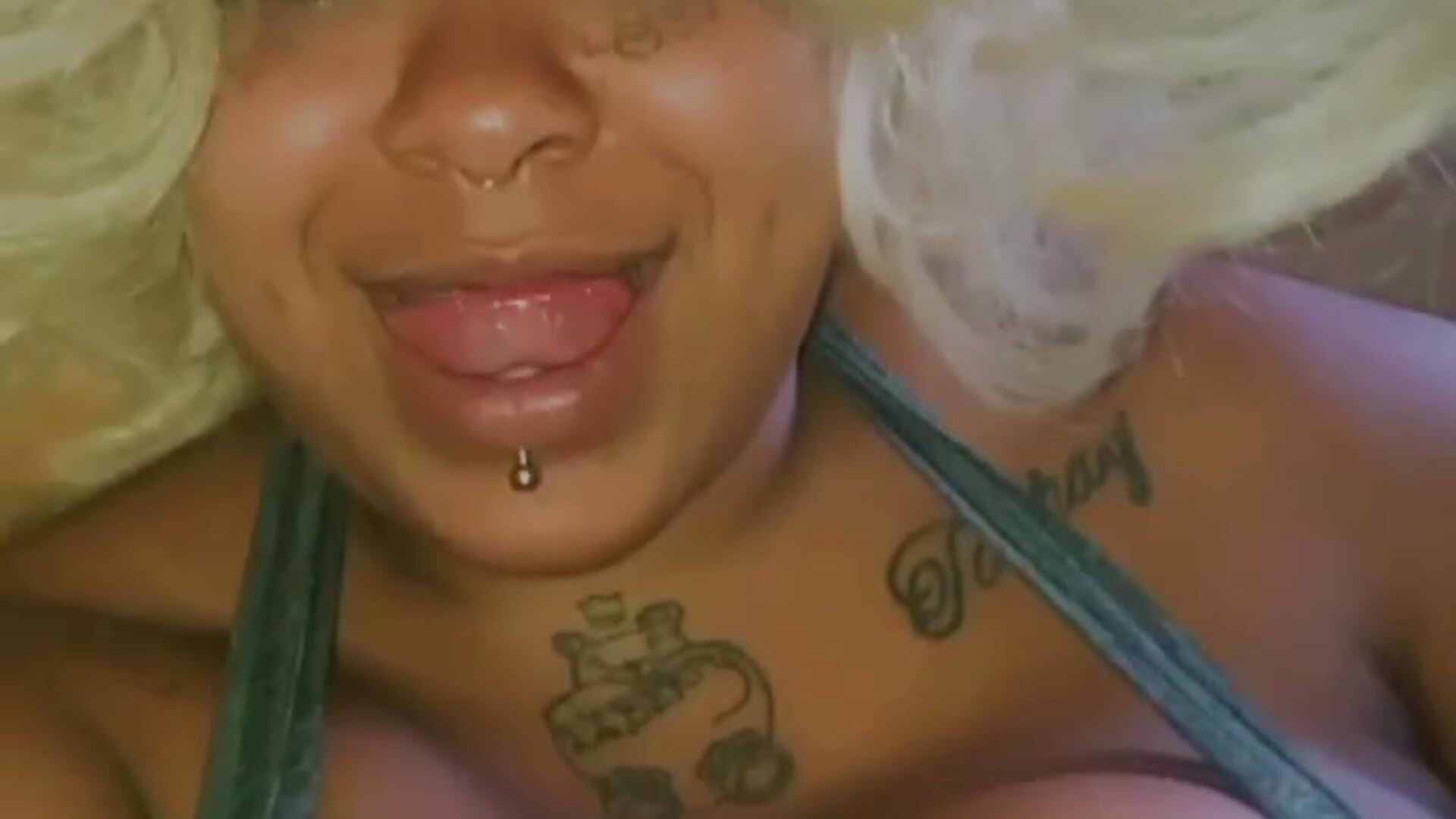 Mmmmm - video by diimplezduhh cam model