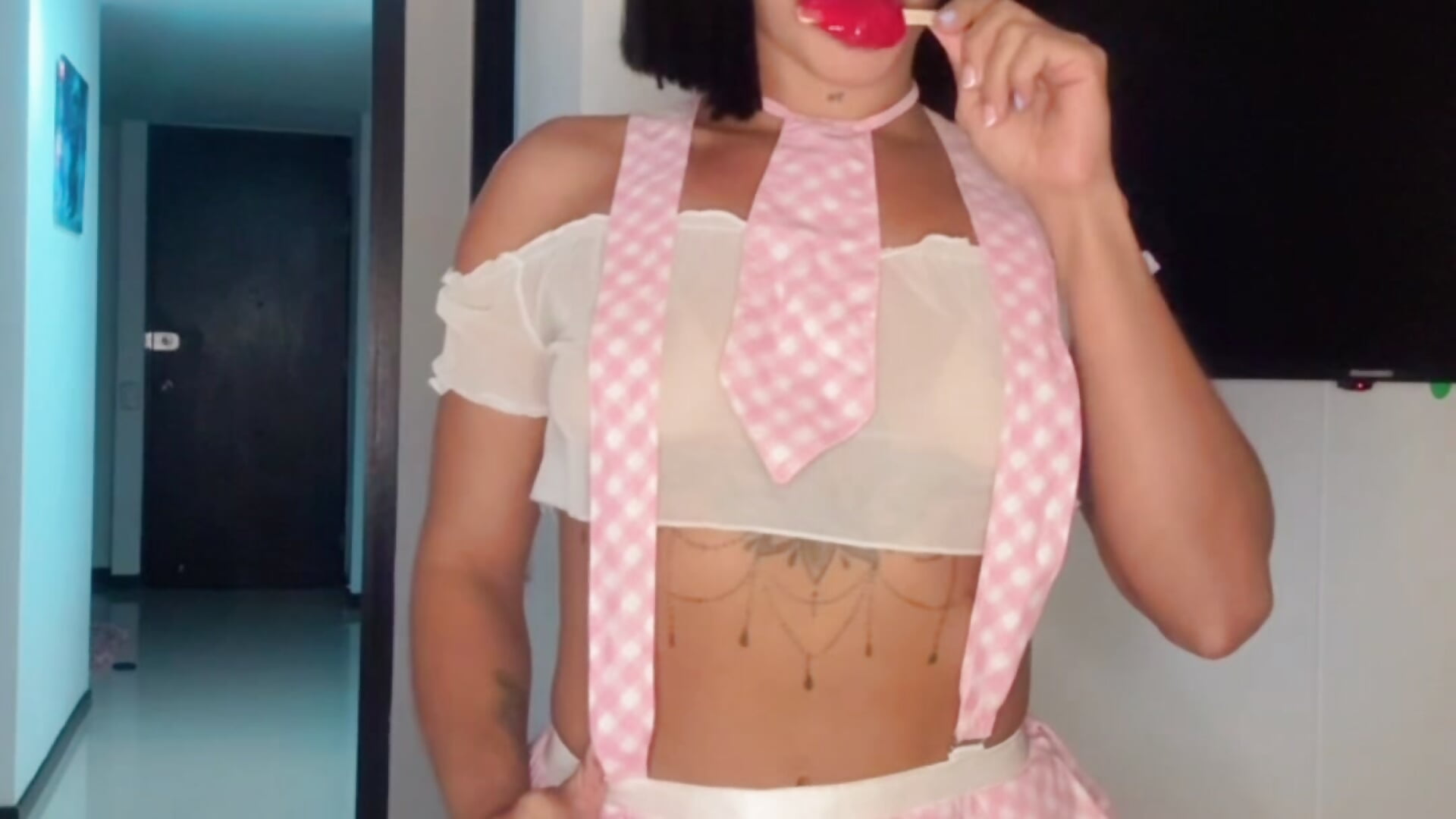 Schoolgirl 💖 - video by Julig01 cam model