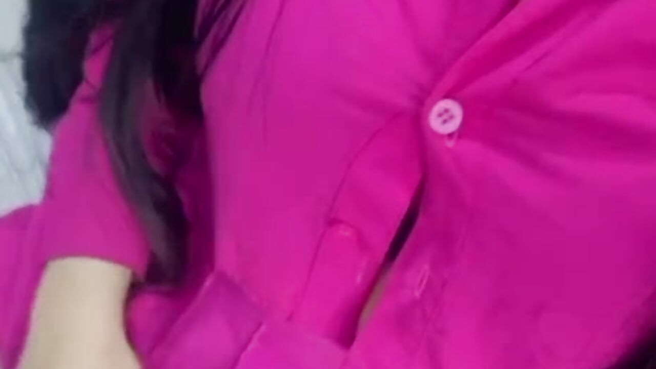 WhatsApp Video 2026-04-16 at 4,06,33 PM - vidéo du modèle de showcams EmmilyConnor