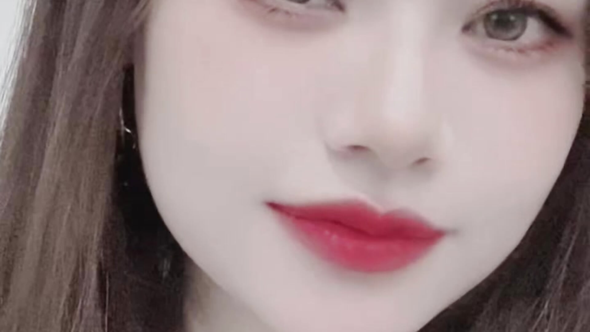 8c24548637644b8a935bb441b2af7629 - video by VinaVibe cam model