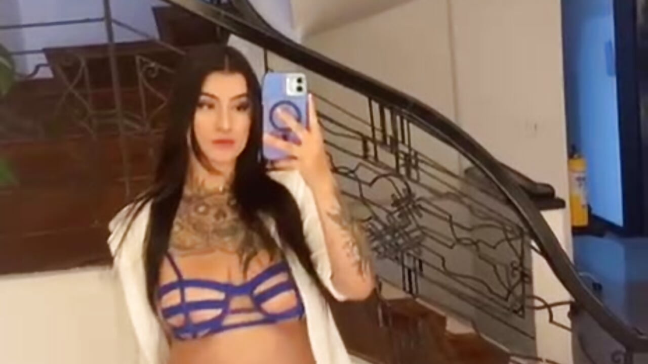 💙 - video mia_jagger kameramallilta