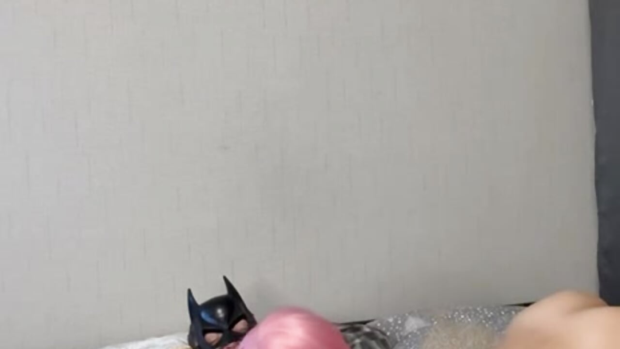 Nikky takes off her panties and then gives him a light blowjob and then starts jumping on top of him – video modela na kameri LoveNikky