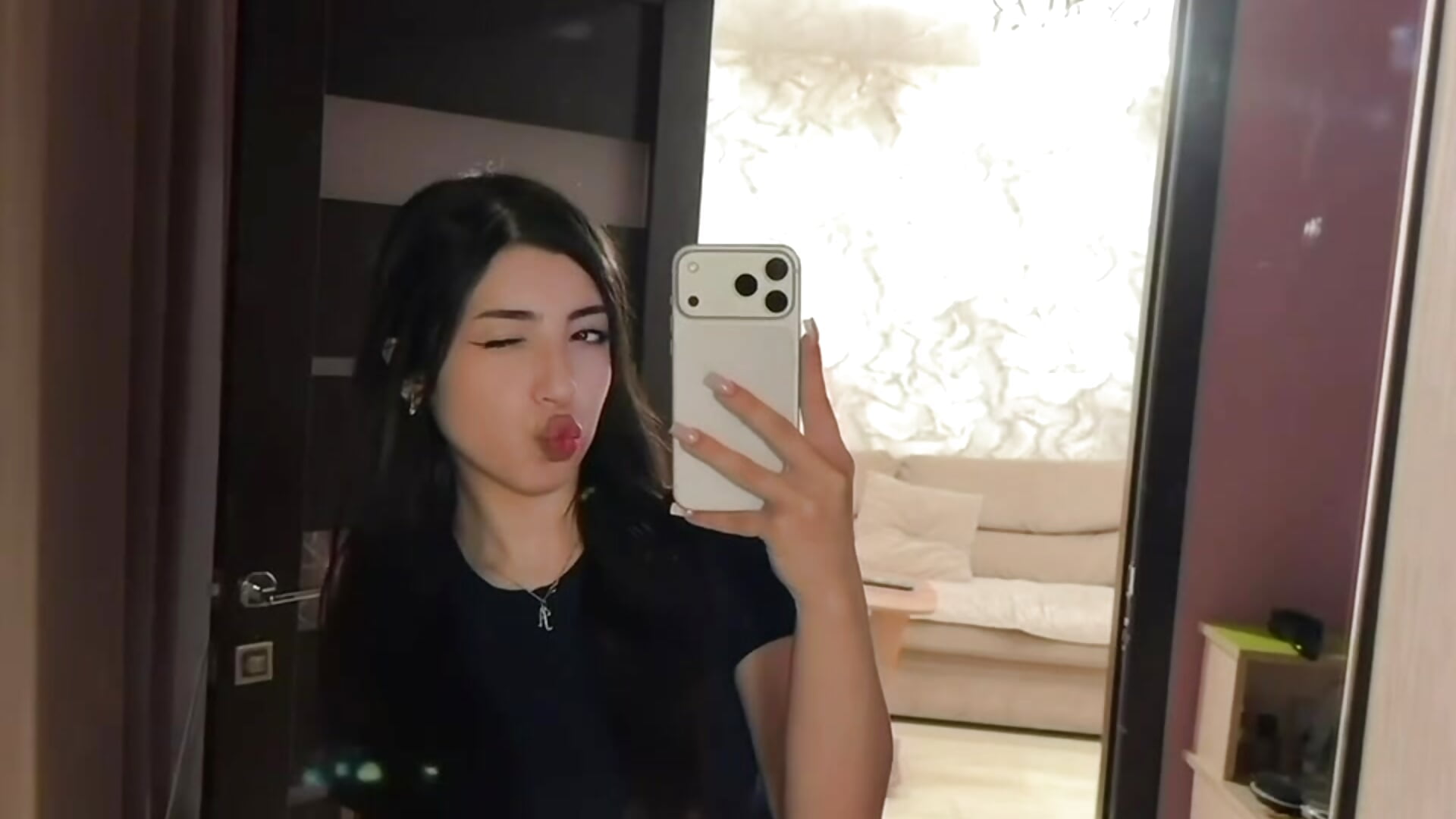 😍 - video by TonjaNeace cam model