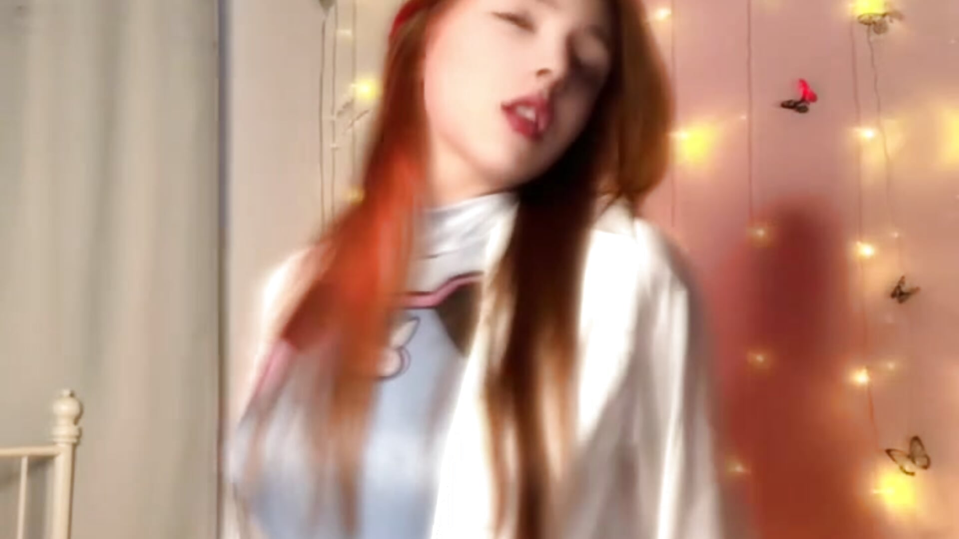 Feelings - video av musefox cam model