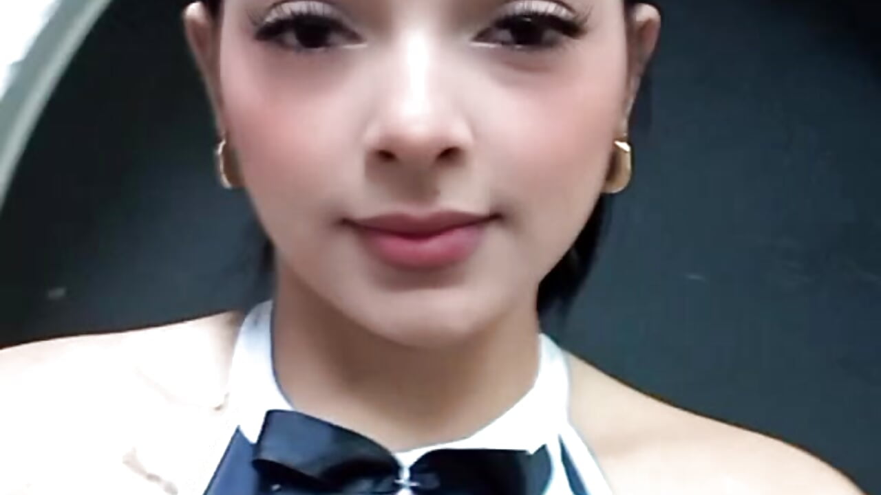 Me - video by SelennaRuiz cam model