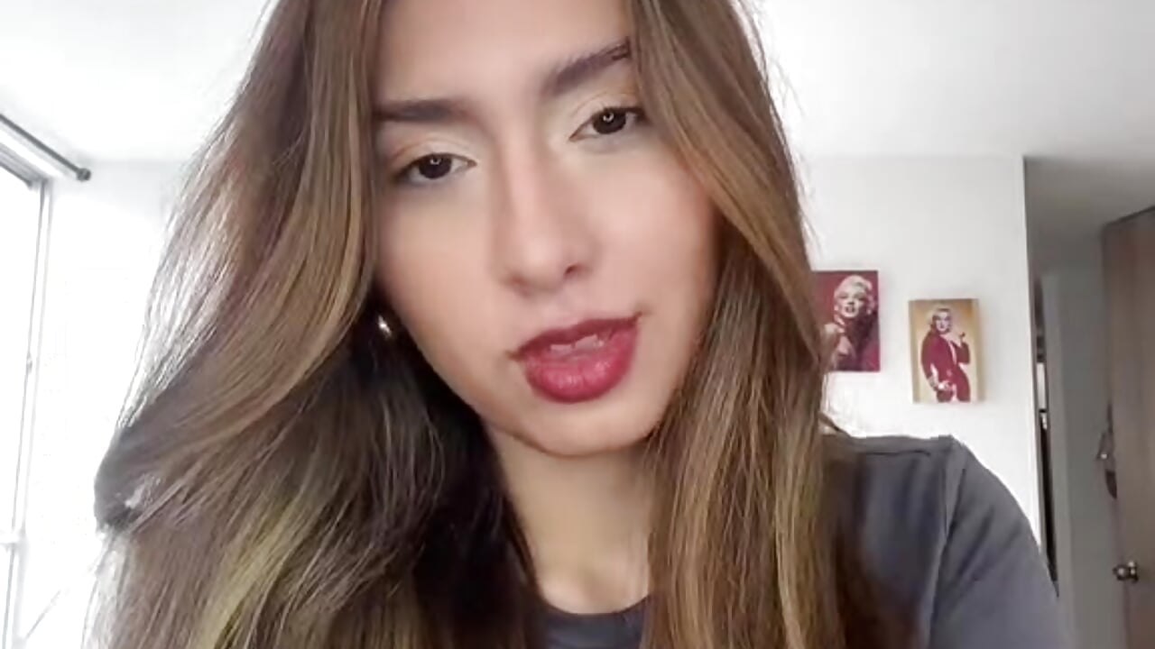 June my month ❤️ - video của người mẫu cam ada_belucci