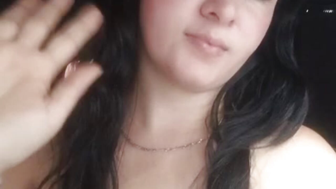 WhatsApp Video 2025-11-14 at 5,18,58 PM - video by Camila-Valverde cam model