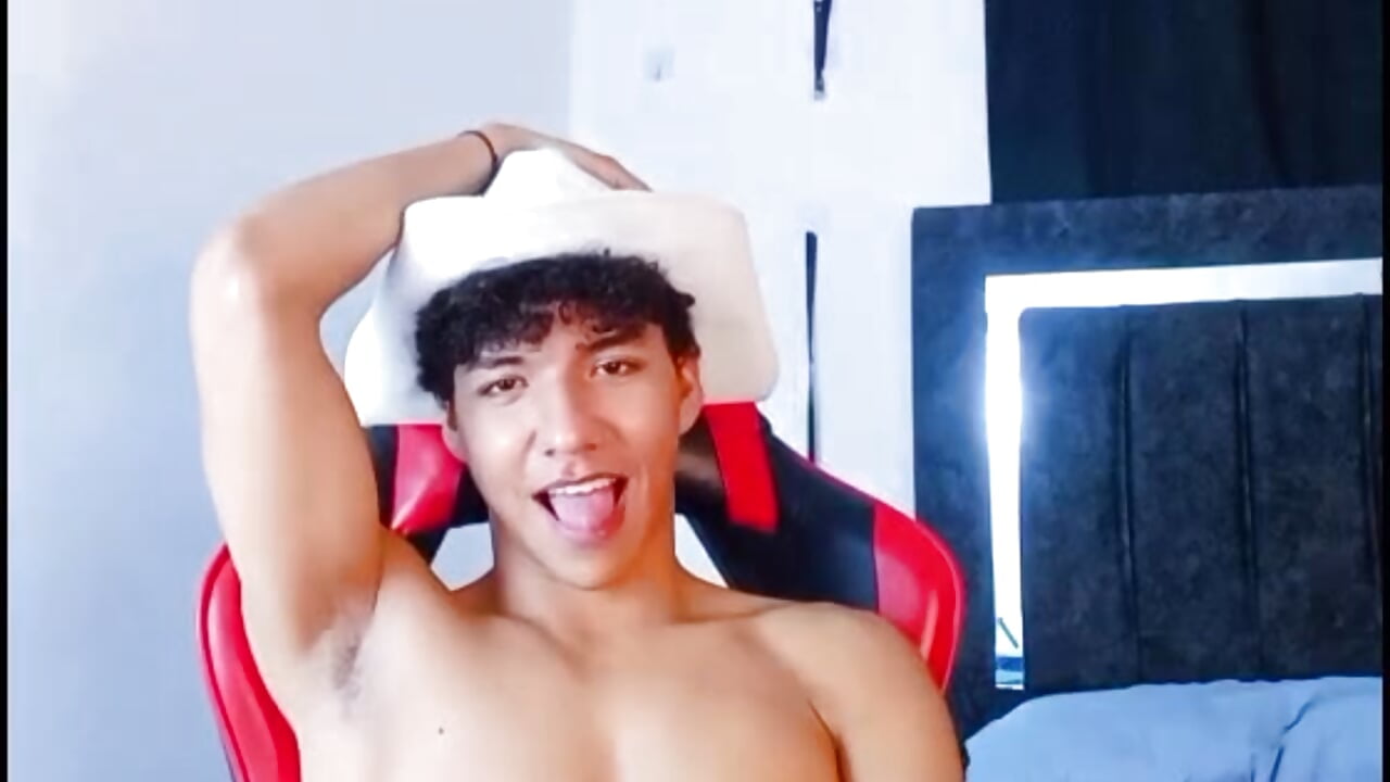 💦💦🍆SACANDOME LA LECHE 🍆💦💦 - video by Maximiliano_Khalil cam model