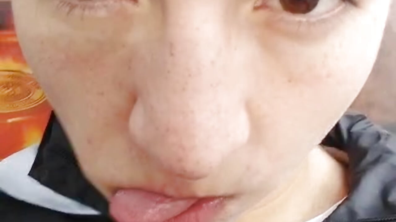 joji cute face - video của người mẫu cam joji_Spencer