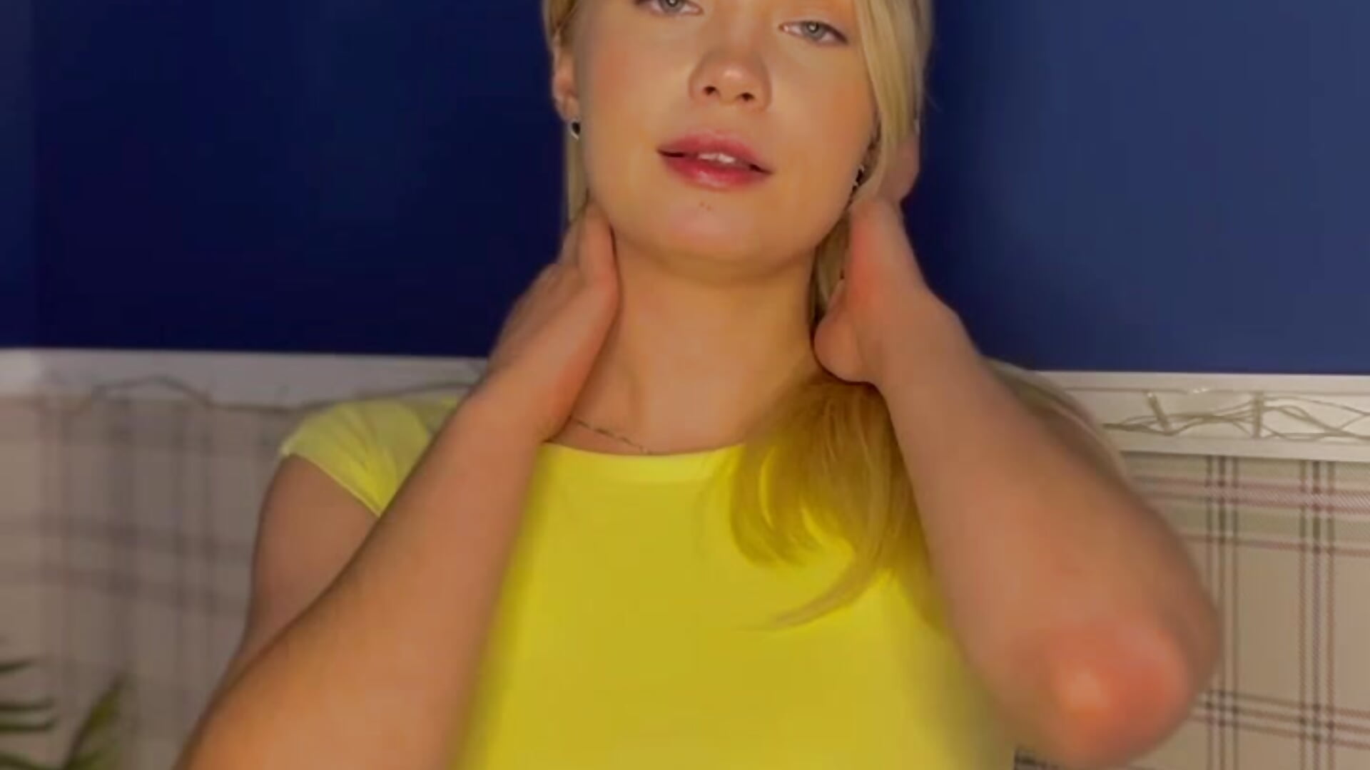 Sunny girl - video by Melanie_Ryer cam model