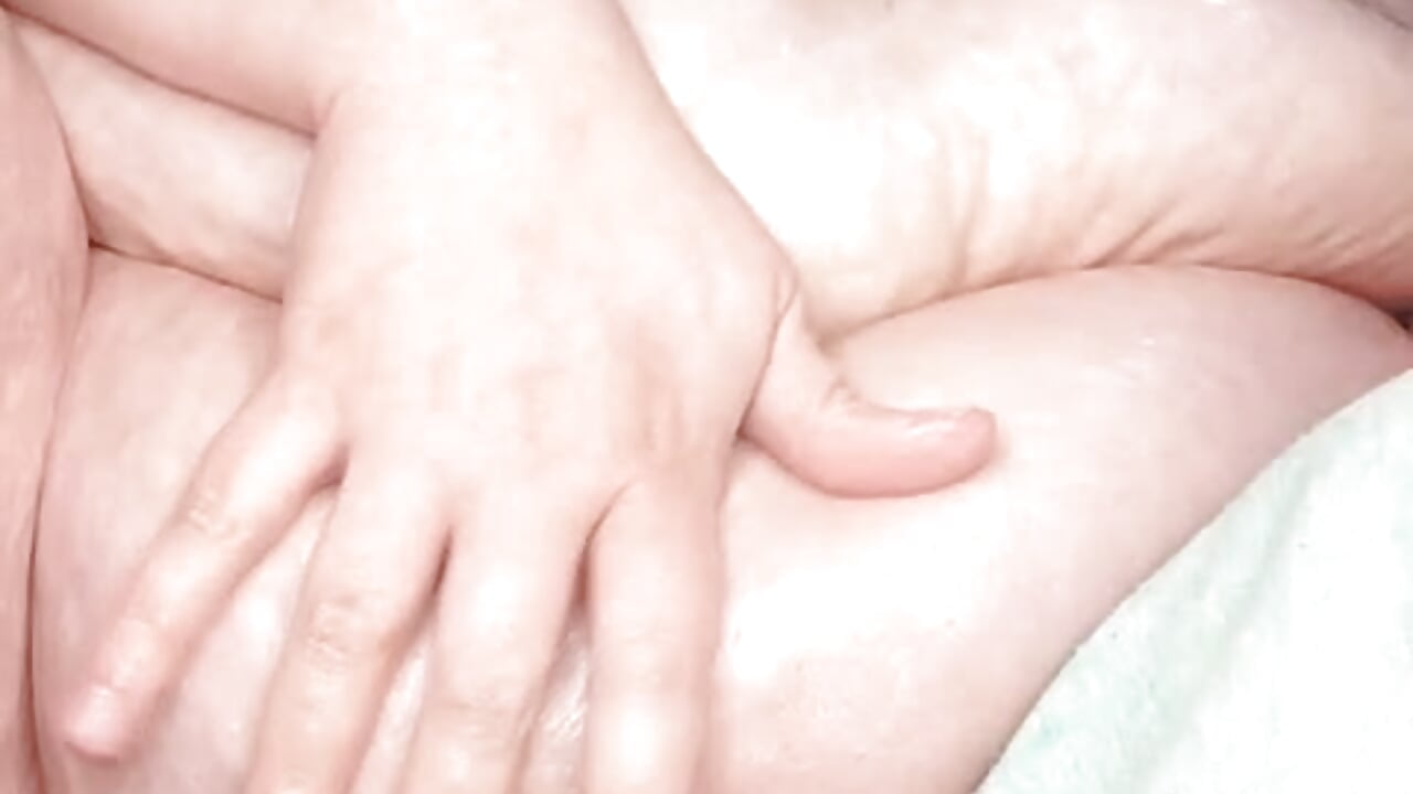 Big Belly Babe - відео від вебкаммоделі plumpycake420