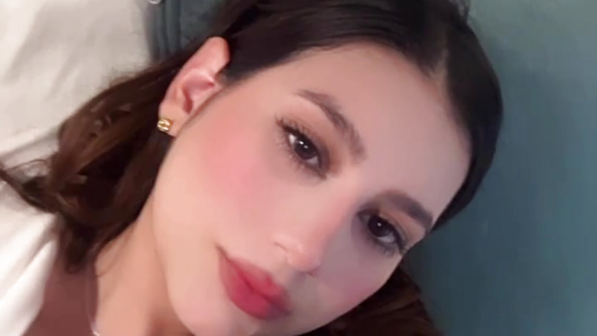 So sexy - video by scarlett_thompson_7 cam model