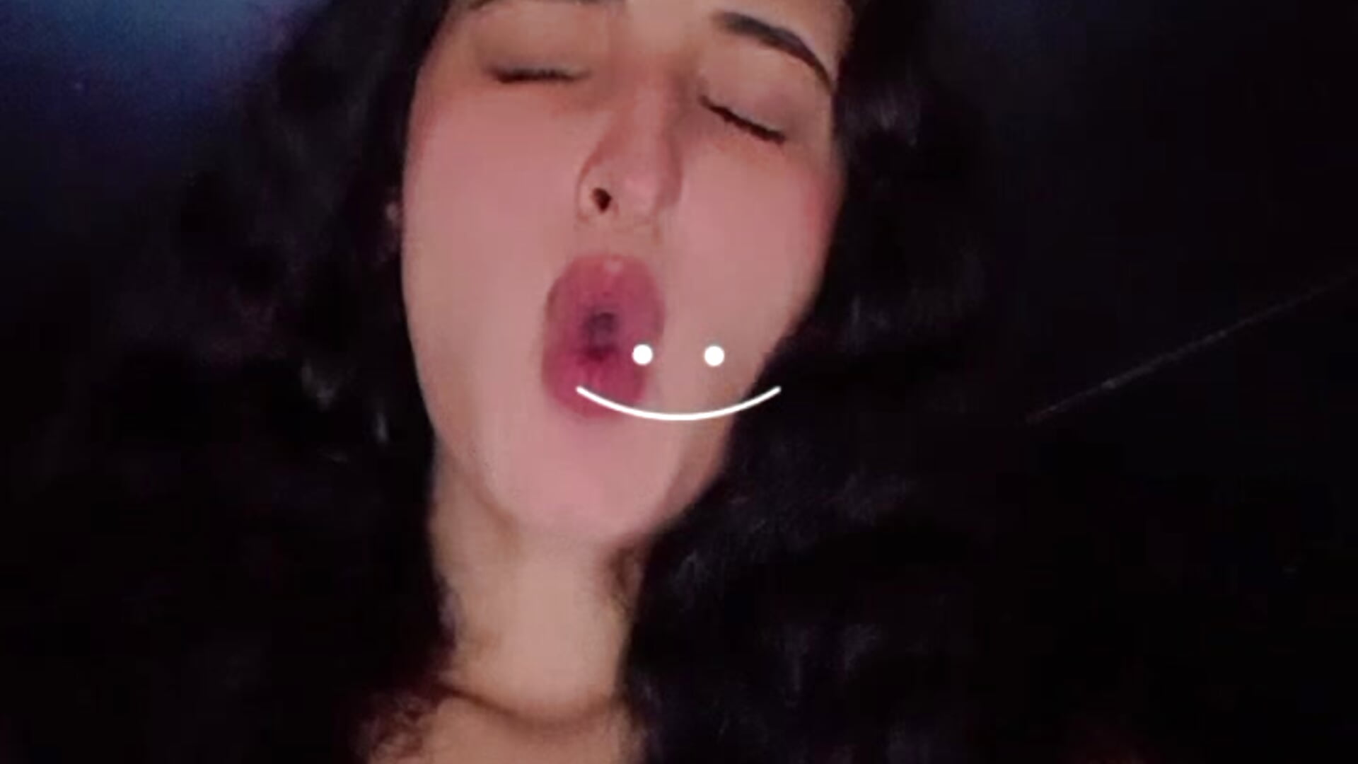 1000014870 - video by Emmawuaker cam model