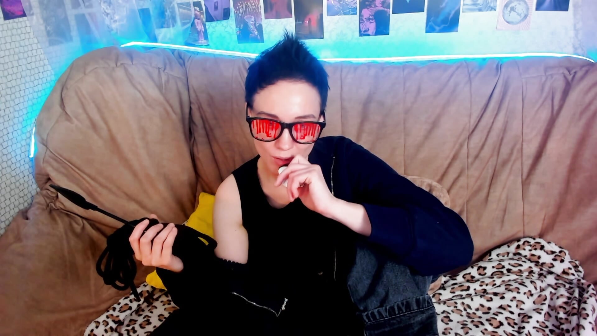 BACH – video modela na kameri ErickaFetish