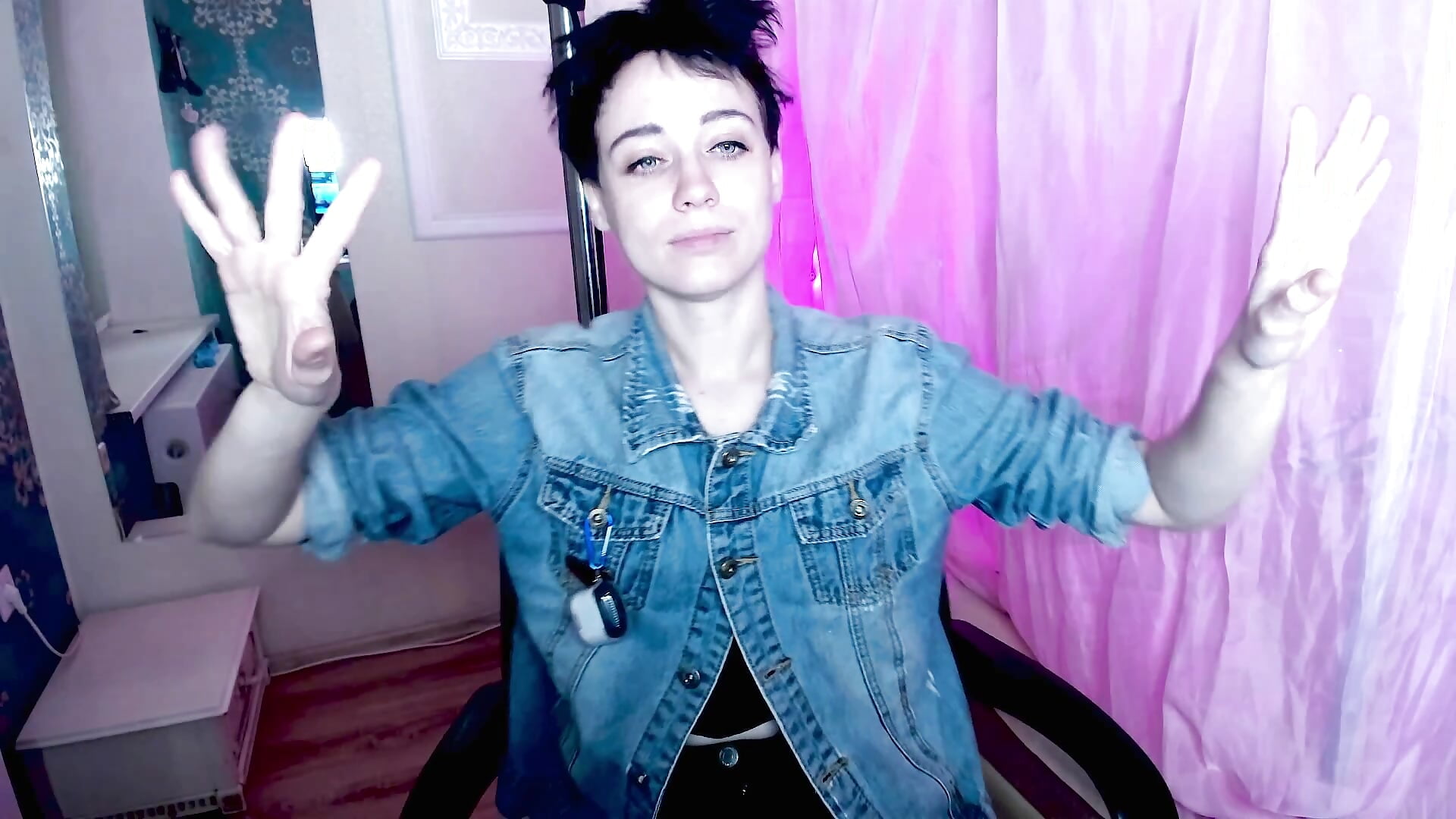 Eric in transcendental creativity - video by ErickaFetish cam model