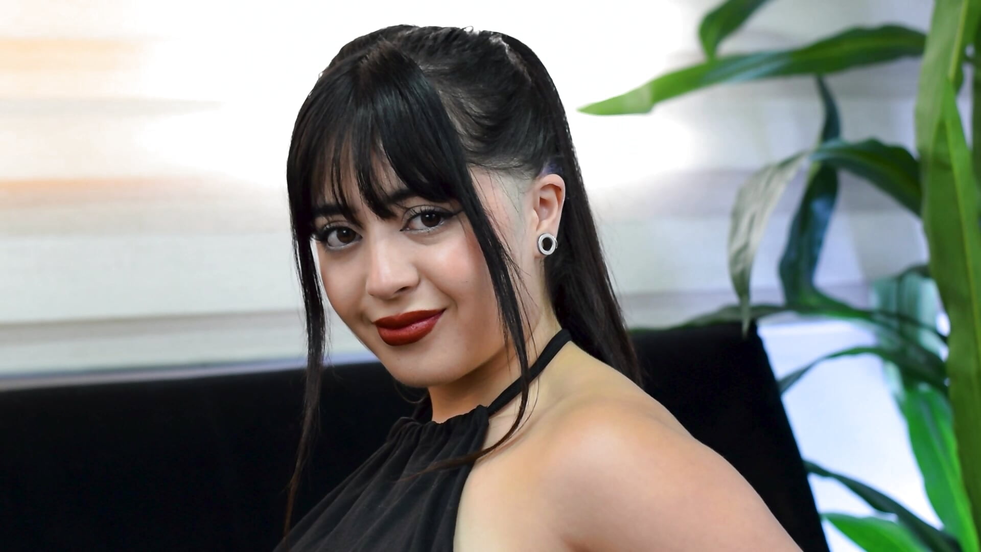 tease me♥ - video by SopphieBloom cam model