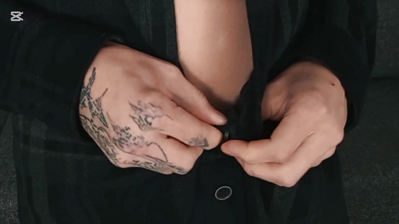 hot me - video by Geoffrey_Vits cam model