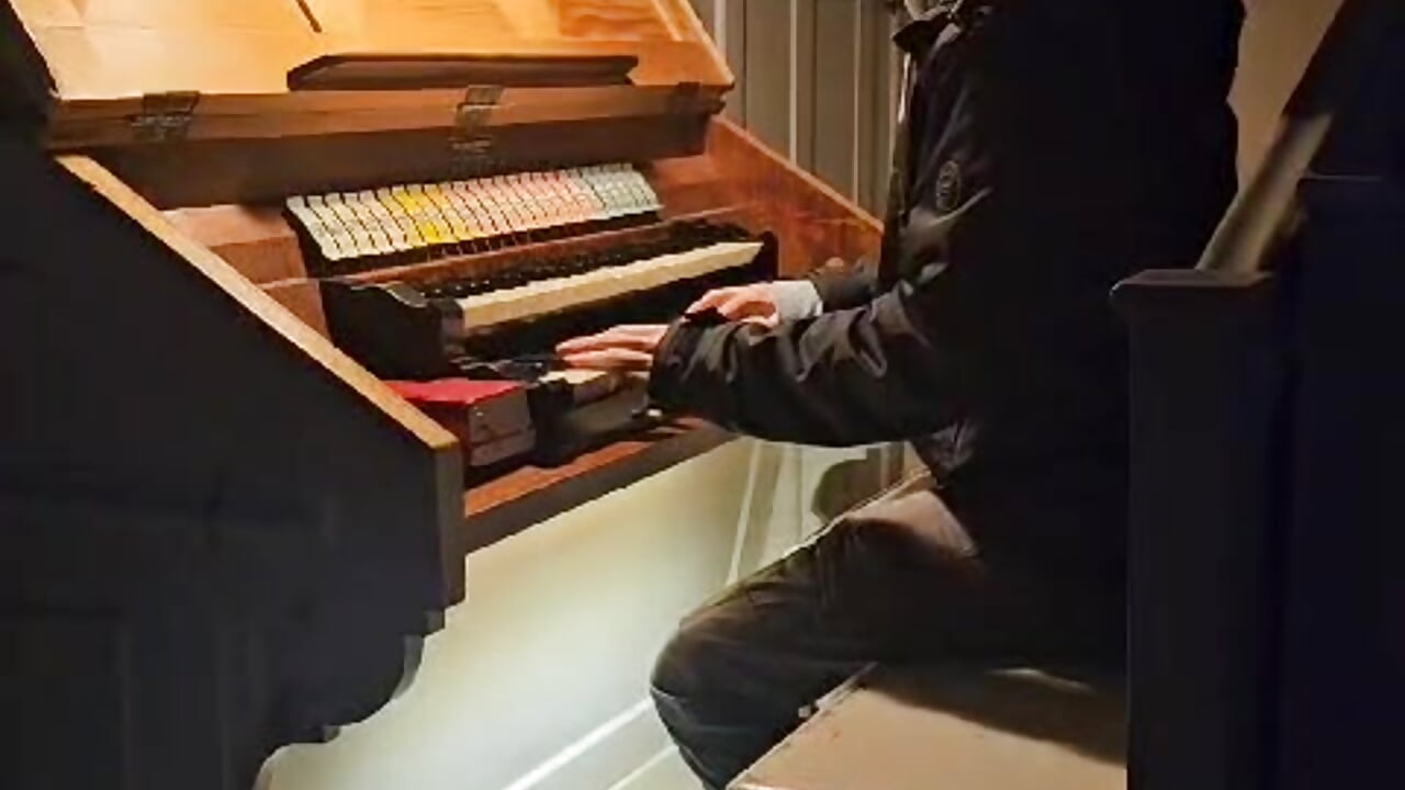 Serving my Cult - video by InnocentGuys cam model