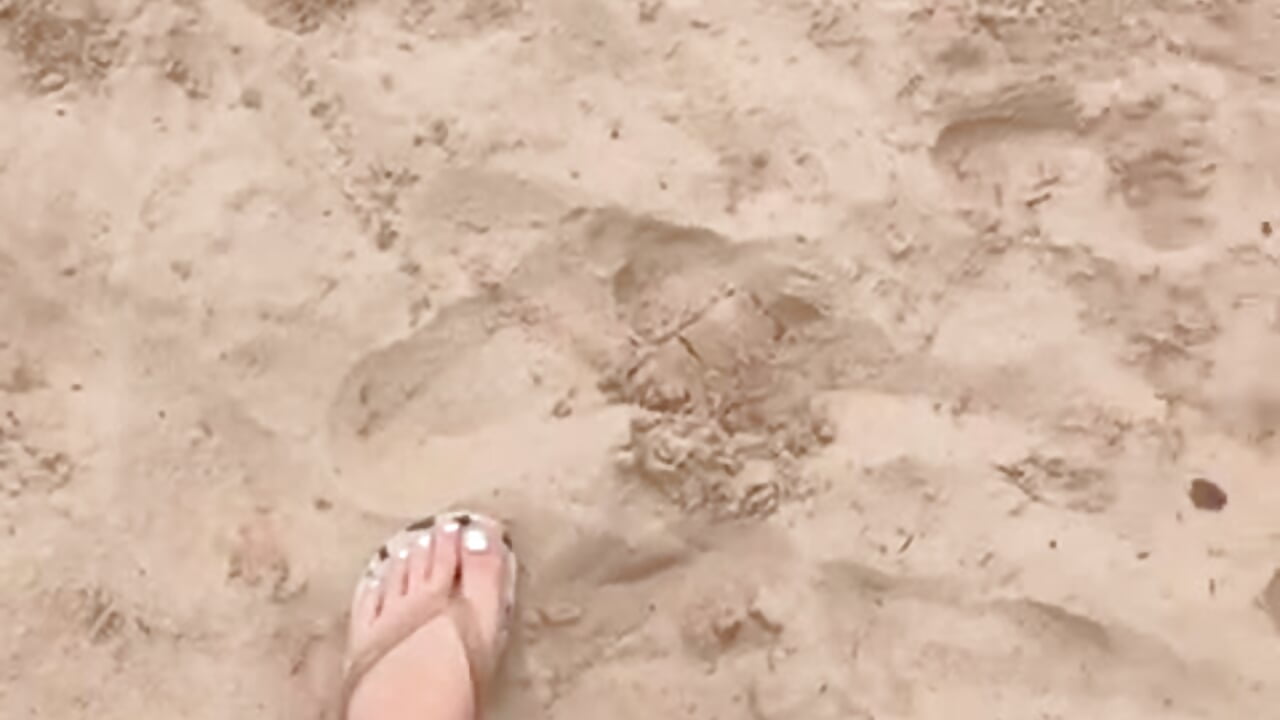 sexy feet - video by Ema__Luna cam model