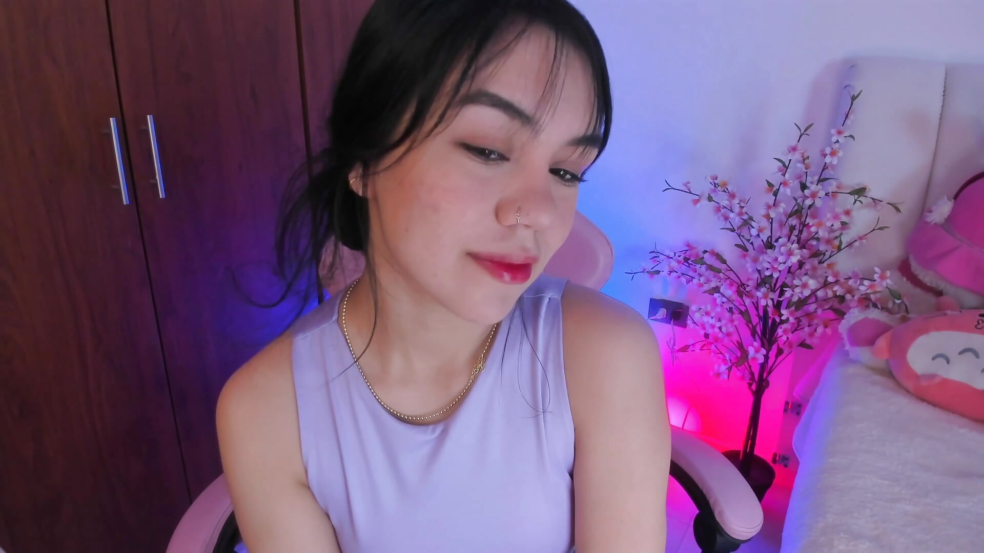 Cute :3 - video by aurora_rousse cam model