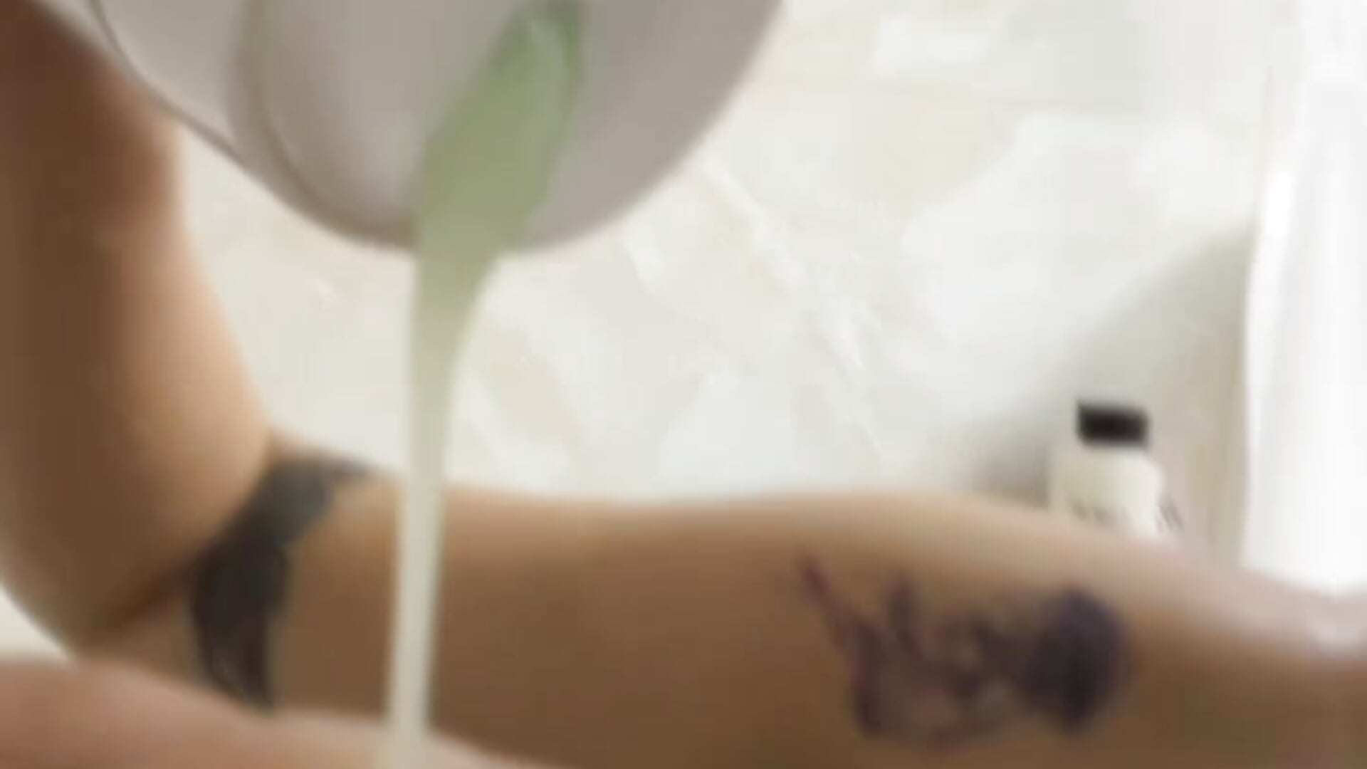 copy_668D9D89-8772-436A-B93E-13A687D26D9C.mov - video by Im-Lola cam model