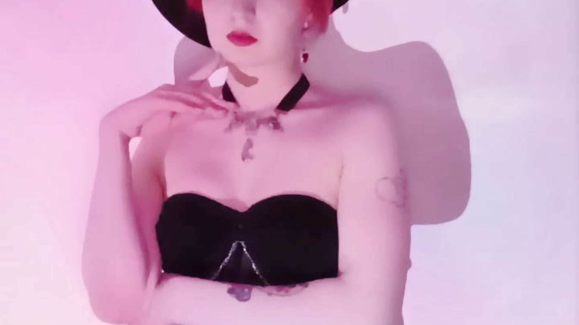 Tenderness and elegance - video by ShaunnaMachacek cam model