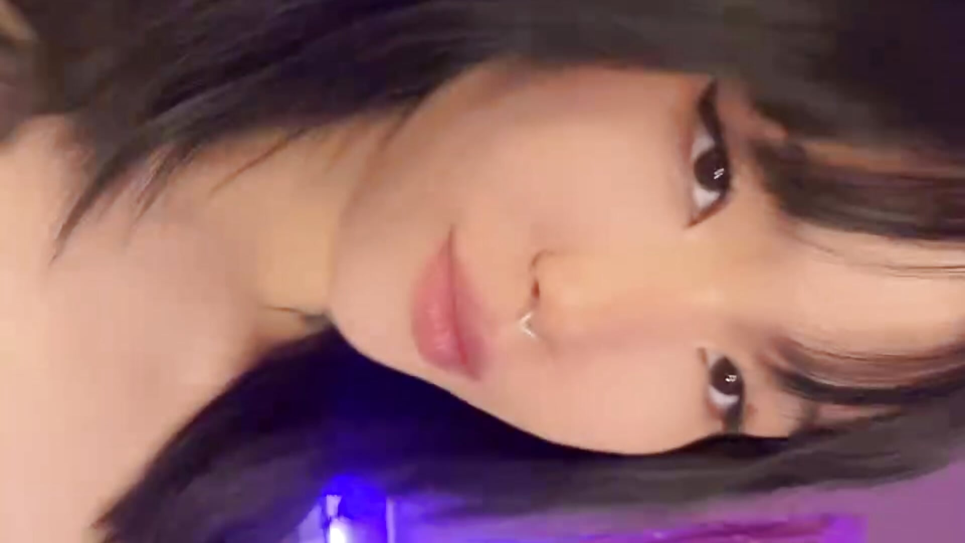 IMG_6815 - JessicaPinkman adlı kamera modelinin videosu